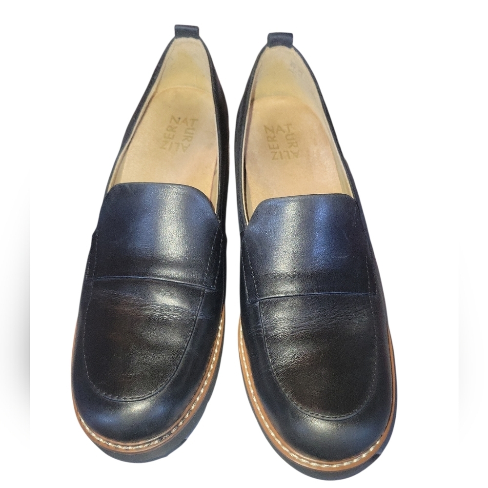 Naturalizer Women's Black Faux Leather Upper Round Toe Slip On Loafers 8M